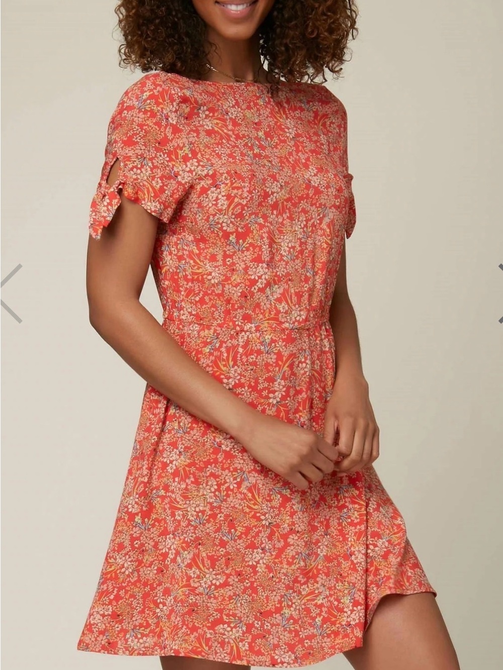 O'Neill Luciana Red Floral Mini Dress with Tie Sleeves Size Medium Women’s